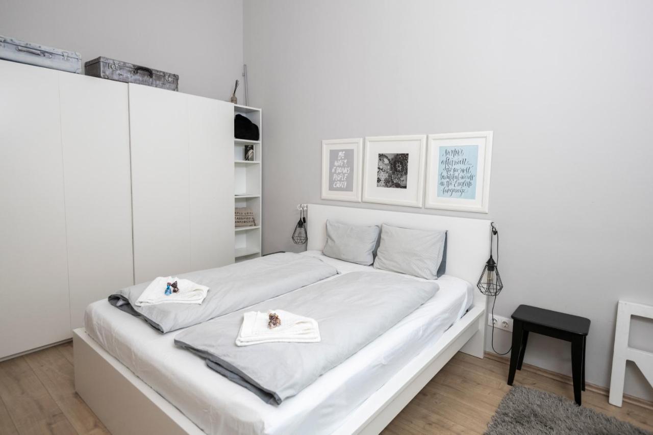 Jettsetter Luxury Apartment By Andrassy Ave & Opera Budapest Eksteriør billede