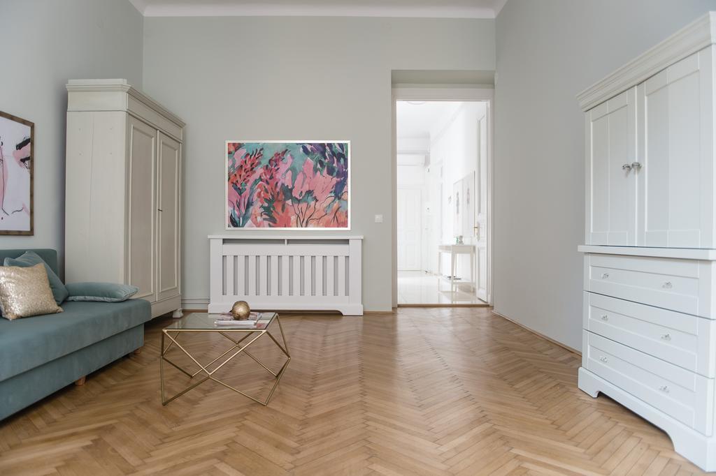 Jettsetter Luxury Apartment By Andrassy Ave & Opera Budapest Værelse billede